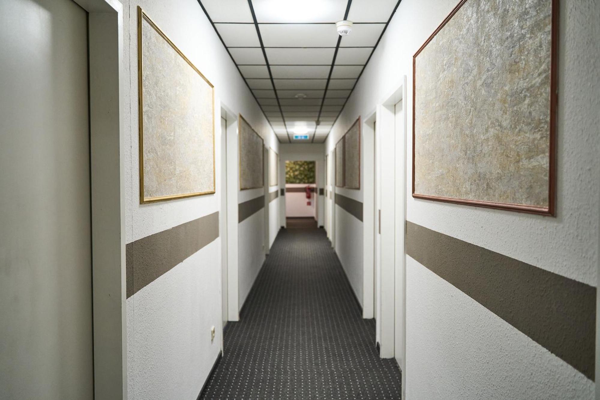 Hotel Maximo Pinneberg Extérieur photo