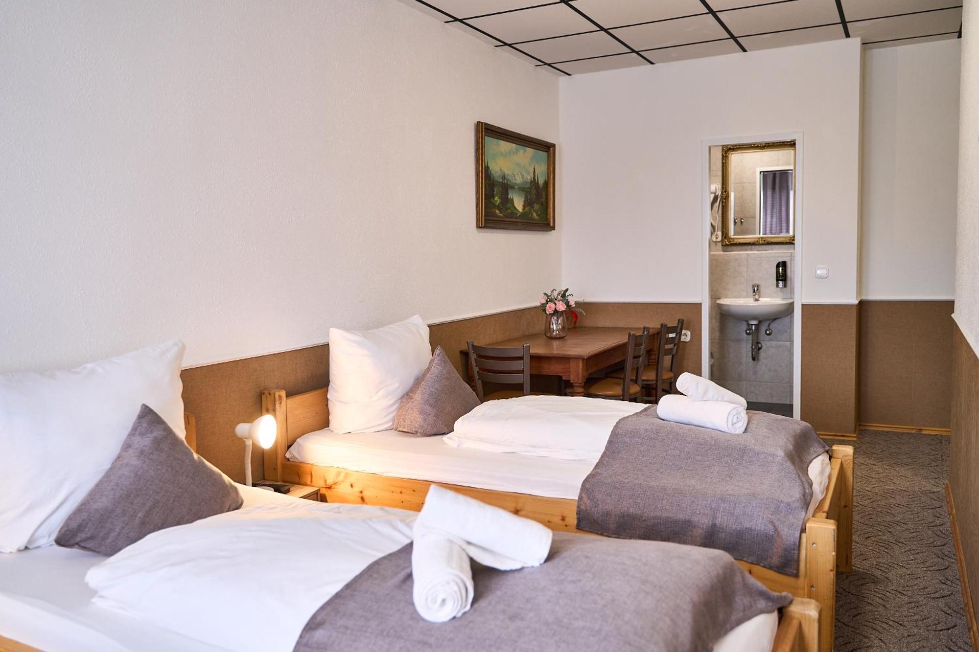 Hotel Maximo Pinneberg Extérieur photo