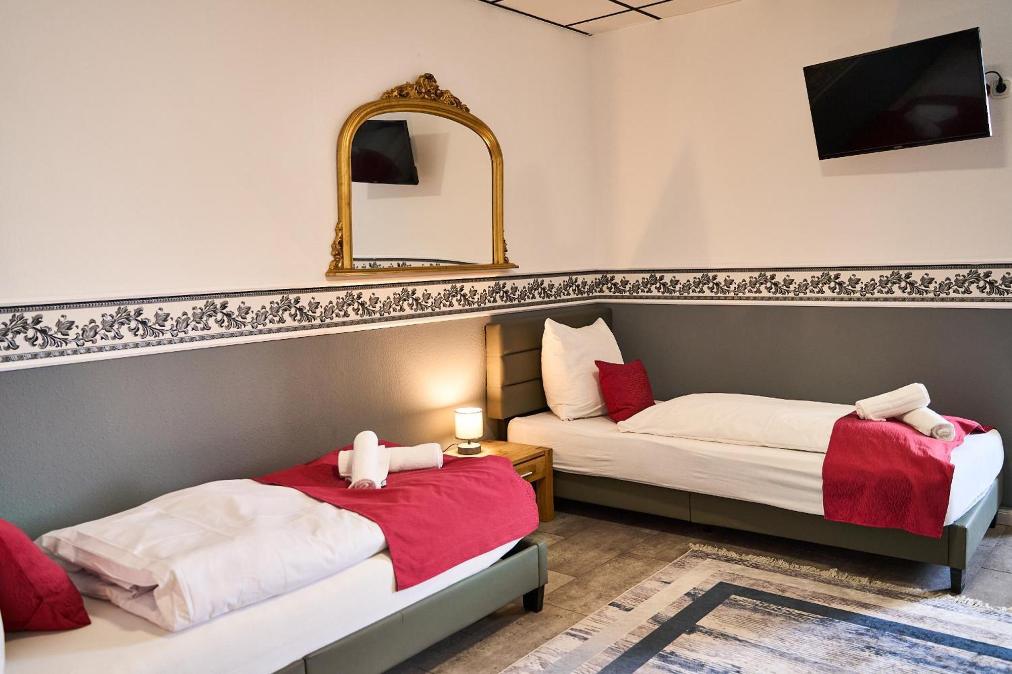 Hotel Maximo Pinneberg Extérieur photo